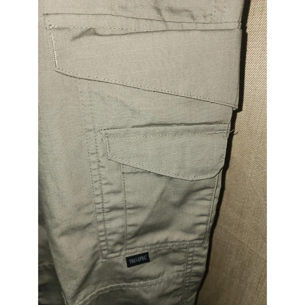 Tru-Spec Tan Khaki Men's  W/Pockets 32x34, double knee, cargo, utility pants